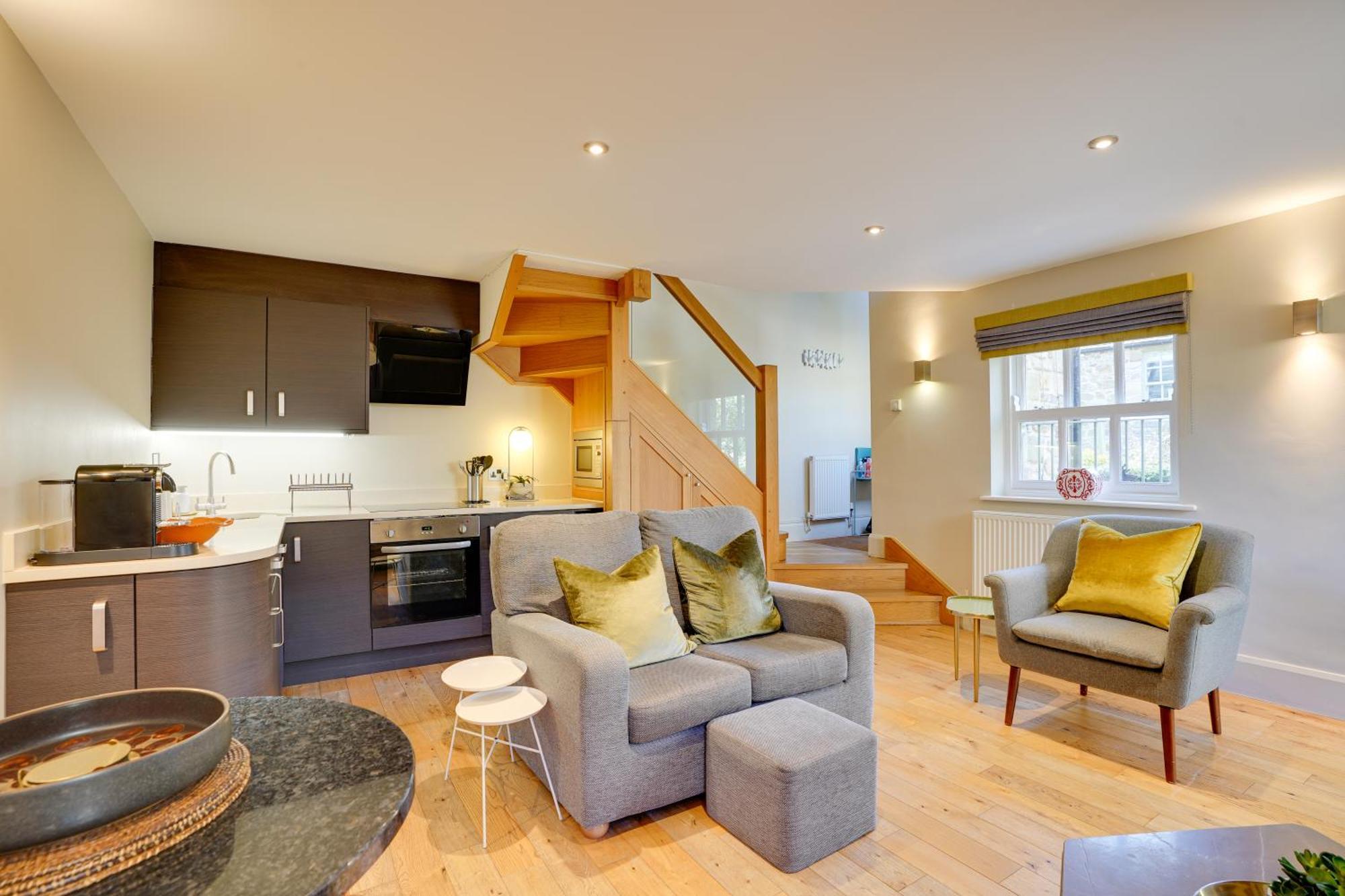 Garden Stable At Hallsteads: Luxury Stone Cottage, With Parking *